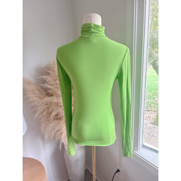 & Other Stories Neon Green Seamless Stretch Turtleneck Long Sleeve Top Womens 2 - Picture 5 of 8